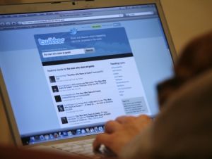 twitter-computador-redes-sociais